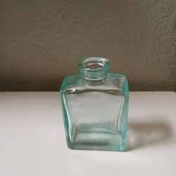 Light Green Apothecary Jar