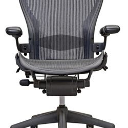 Aeron Chair By Herman Miller - Highly Adjustable - Carbon