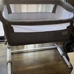 Bedside bassinet