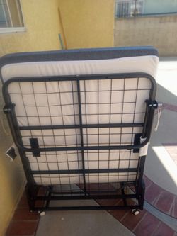 Folding bed