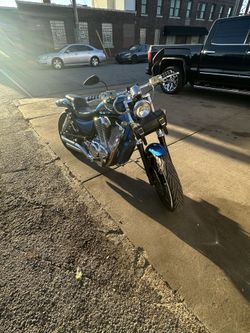 1998 Suzuki Intruder VS1400