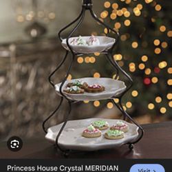 Princess House Meredian Star  Plates