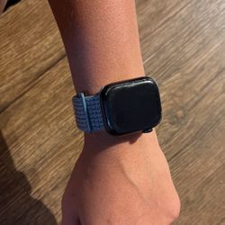 Apple Watch 7 41mm GPS