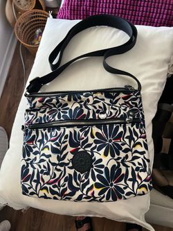 Kip Ling crossbody flower purse