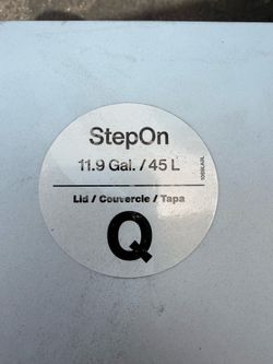 StepOn Trashcan 11.9 Gal./45 L