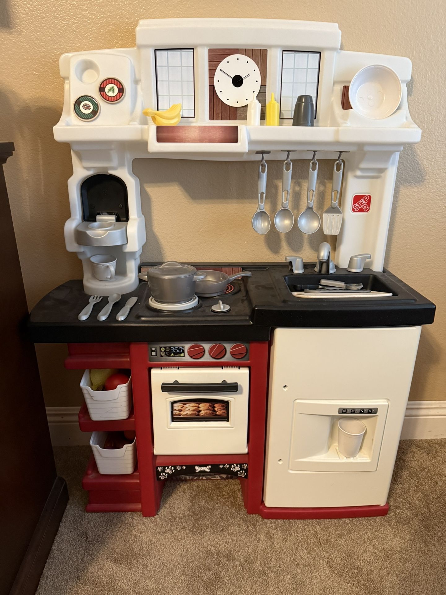 Step 2 Kids Play Kitchen
