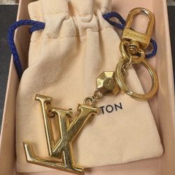 Luis Vuitton Key Chain