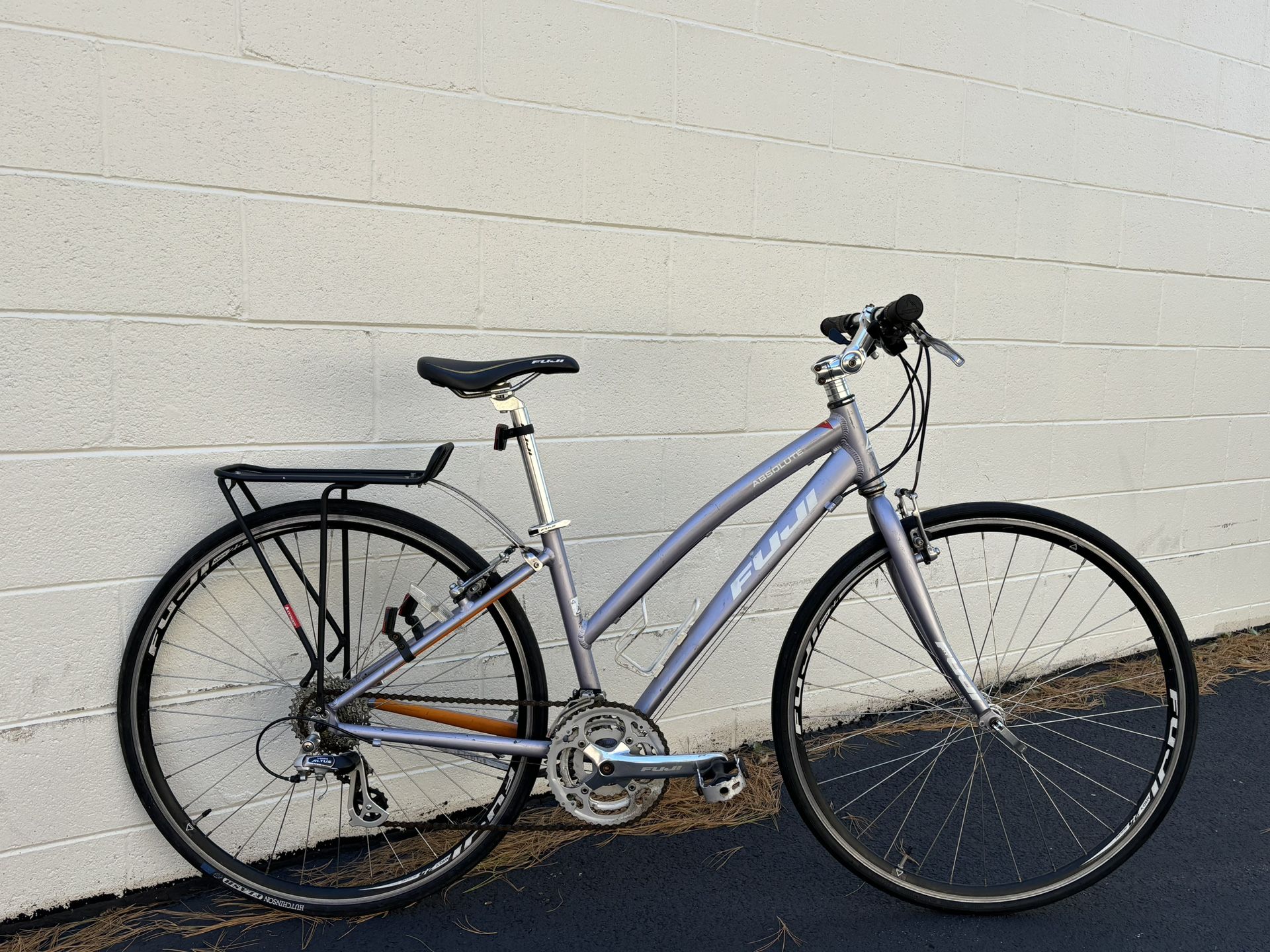 Fuji Hybrid Road Bike