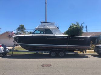 NO Trailer - 29’ sportfisher