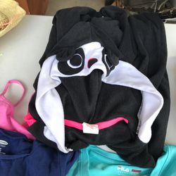 Girls One Piece Sleep ware Size 7-8 $3.00