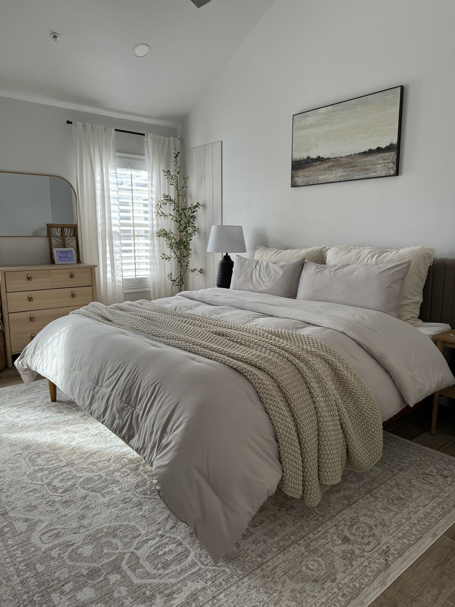 King Size Beg Frame With New Mattress