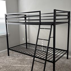 Bunk bed