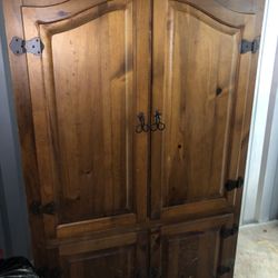 Wardrobe Dressor 