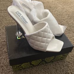 White Cape Robbin Heels Size 9 