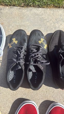 Track shoes