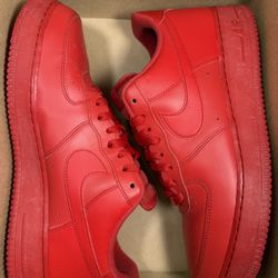 Nike Air Force 1 Low Triple Red