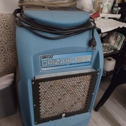 Dehumidifier 