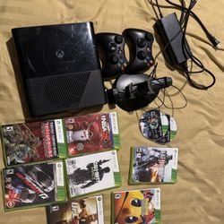 Xbox 360 Console, Remote, Remote Charger & Games