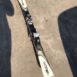 Skis