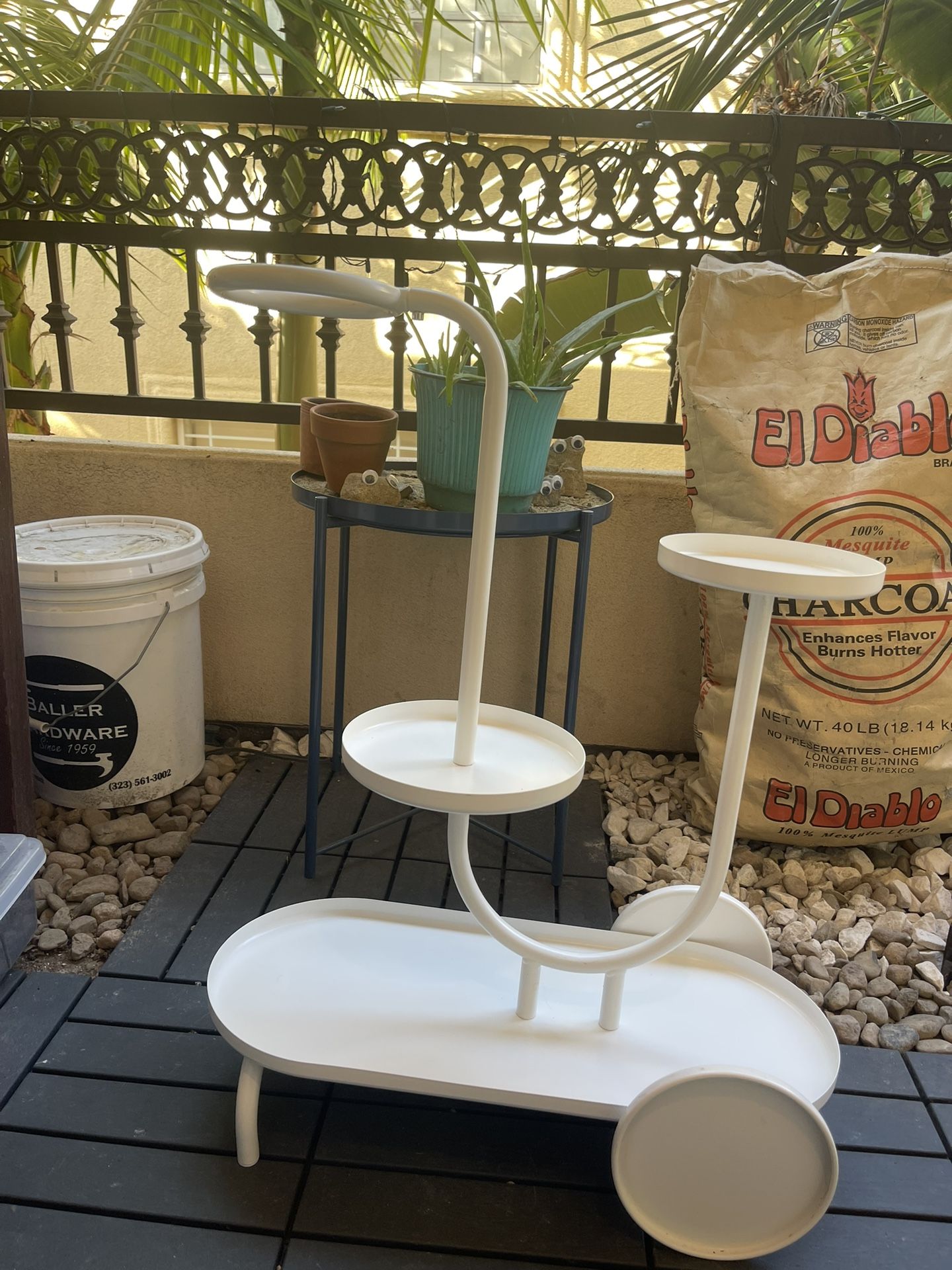 IKEA Plant Stand CHILISTRÅN