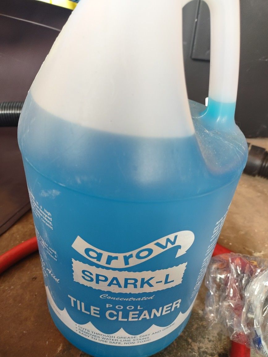 1 Gallon Swimming Pool Tile Soap