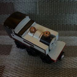 Thomas & Friends Wooden Railway Train Fearless Freddie