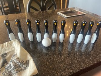 Penguin Bowling Miniature Game Set