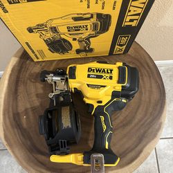 NUEVO/20V MAX 15-Degree Electric Cordless Roofing Nailer (Tool Only)