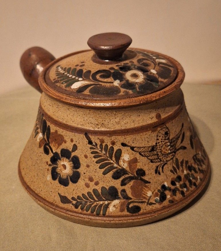 Tonala Netzi Mexican Pottery Soup/Serving Pot w/Handle, Signed-Handmade 1970's 