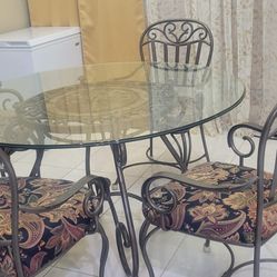 Dinning Table ( Wrought Iron ) . Glass Top With 4 Chairs