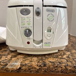 DeLonghi Fryer $50