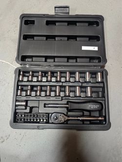 Stanley 1/4 in. Drive SAE/Metric Mechanics Tool Set (41-Piece) with Case