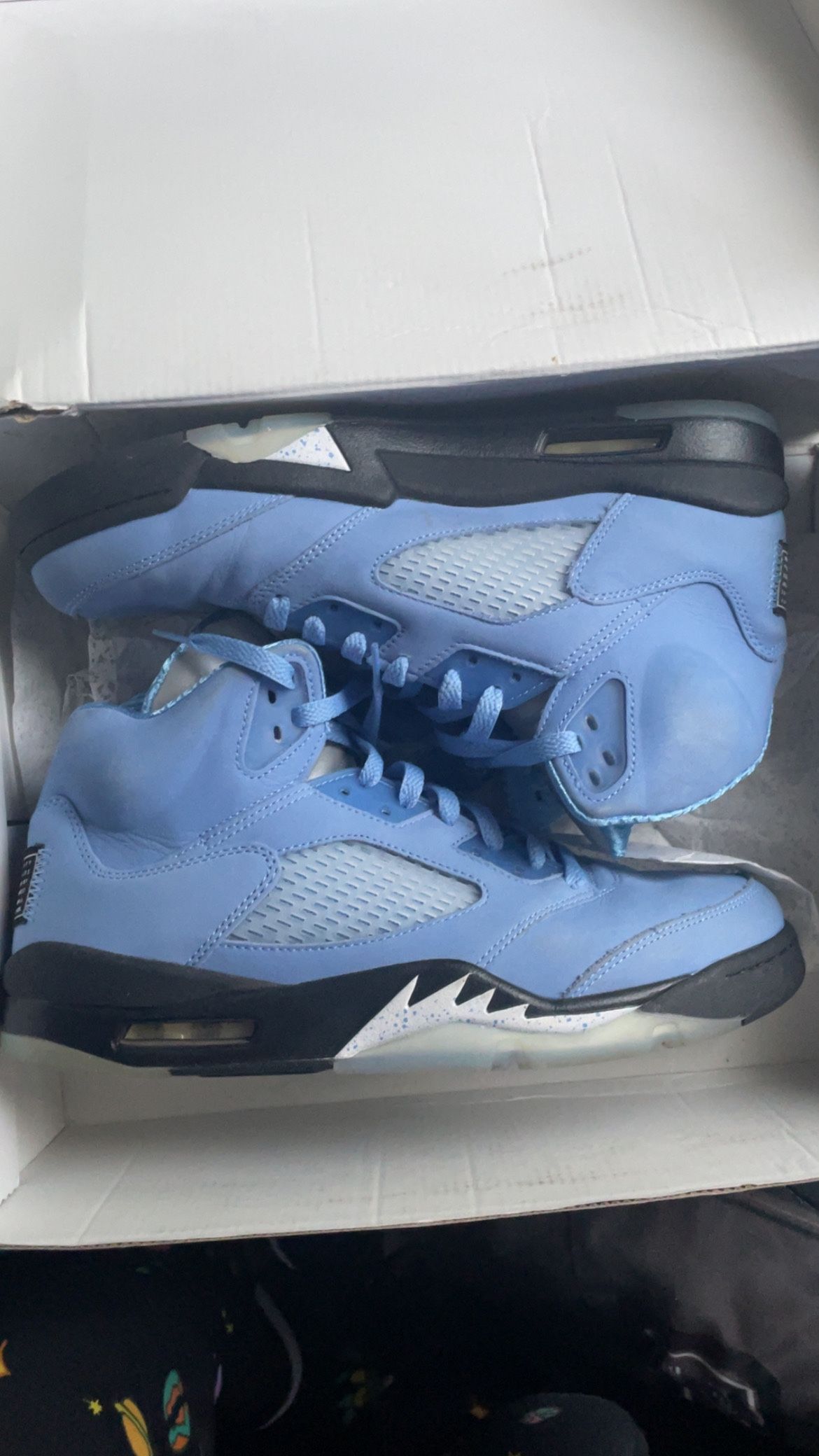 Jordan 5 UNC
