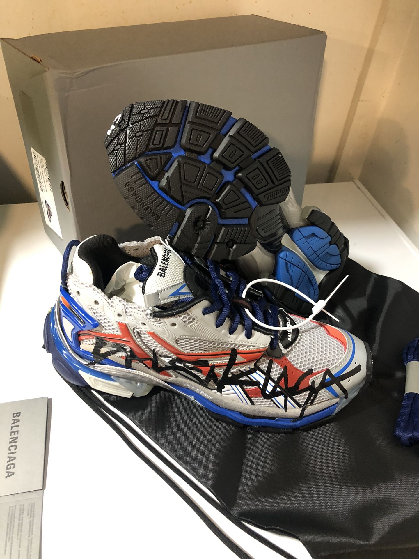 Balenciaga Runners 43,44,45,46