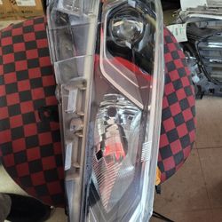 2019 - 21 - NISSAN ALTIMA- RIGHT- HEADLIGHT 