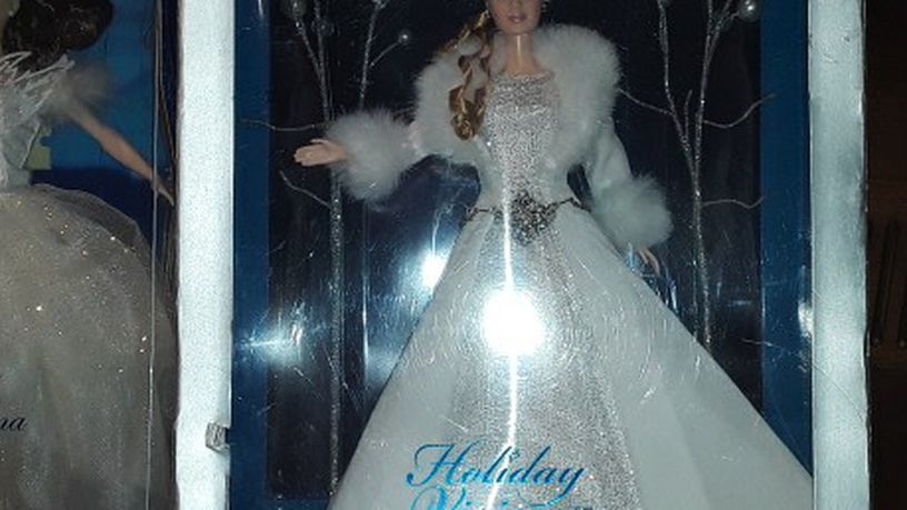 Holiday Visions Barbie & Swan Ballerina from Swan Lake Barbie