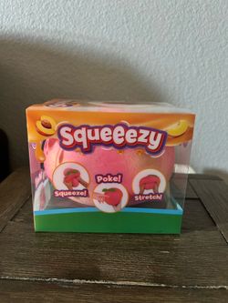Squeeezy peach squishy large