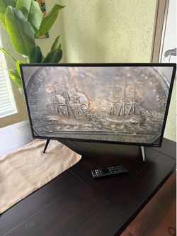 Vizio tv 32” with remote control