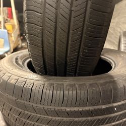 2 used tires 195/65/15 MICHELIN DEDENDER