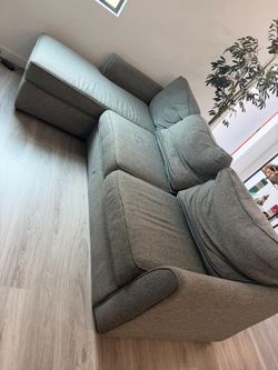 Three-seater sofa