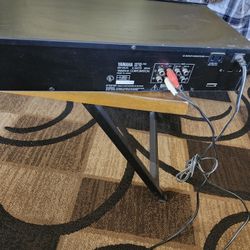 Yamaha Natural Sound Graphic Equalizer EQ_70 Works Great  80 Bucks 