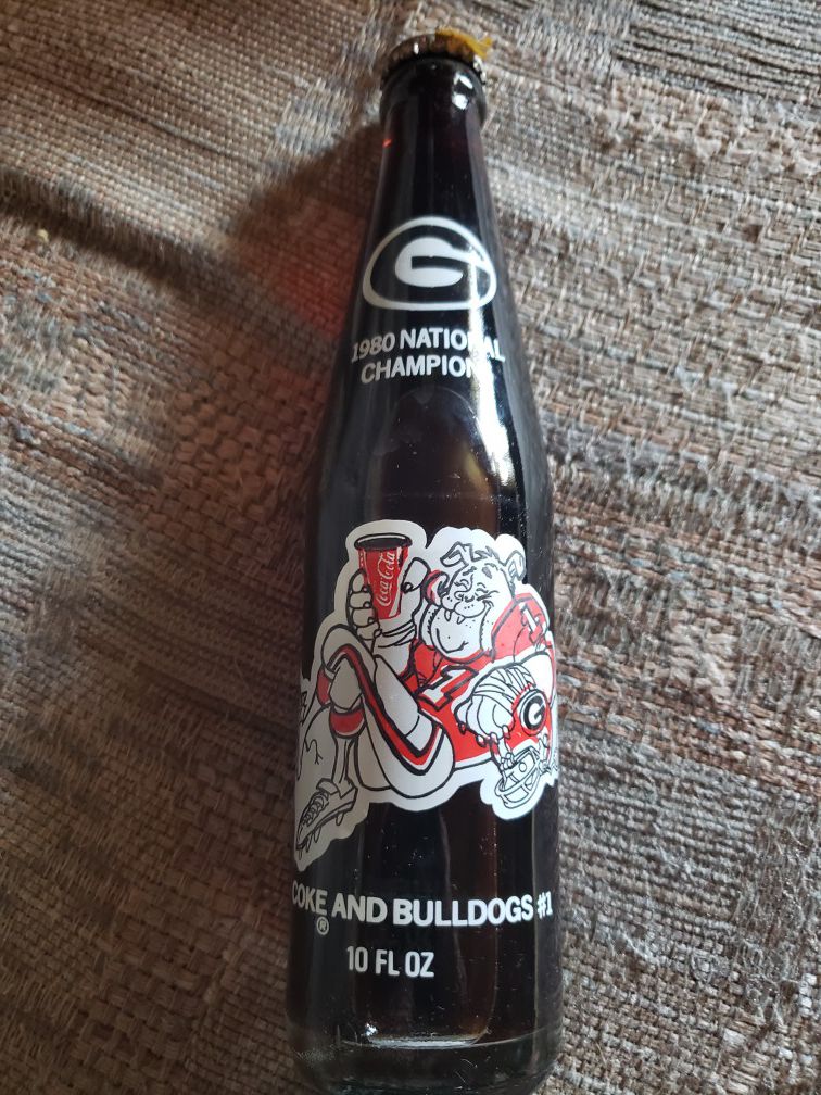 1980 Georgia Bulldog cokes