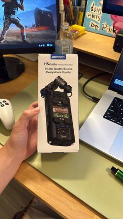 Zoom H5studio Handy Recorder