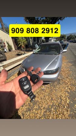 Llaves de autos / car keys and remotes
