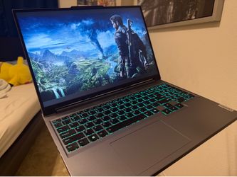 [LIKE NEW] High-End Gaming Laptop w/ carrying case & charger