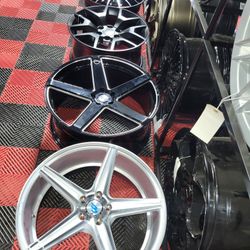 Deasls On Wheels 16s-30s
