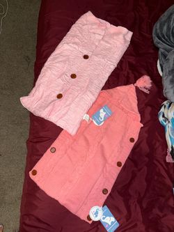 baby swaddles