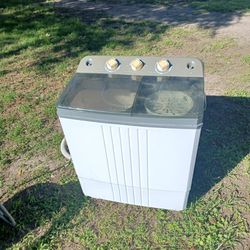 Portable Washing Machine Black And Decker 0.9 Cu.Ft. for Sale in San  Antonio, TX - OfferUp