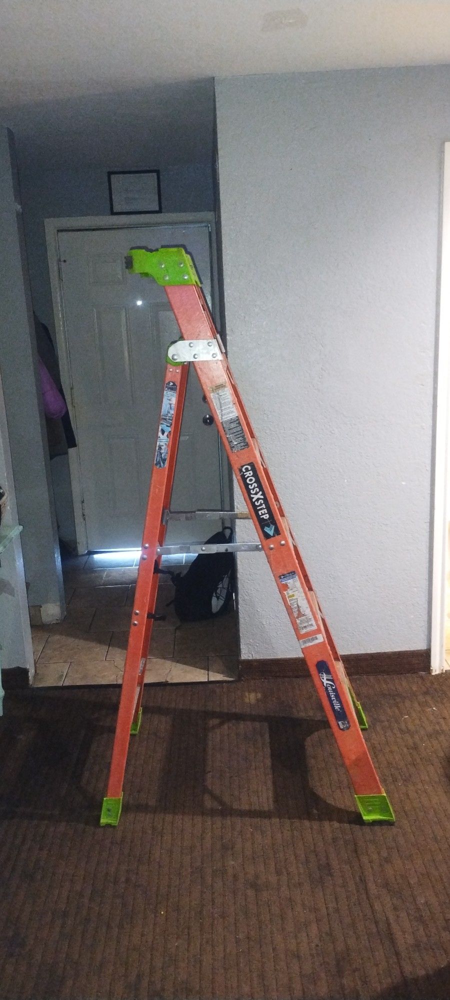 Louisville 6ft Fiberglass Cross Step Ladder In Great Condition
