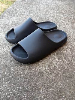 Black Foam Slide Sandals